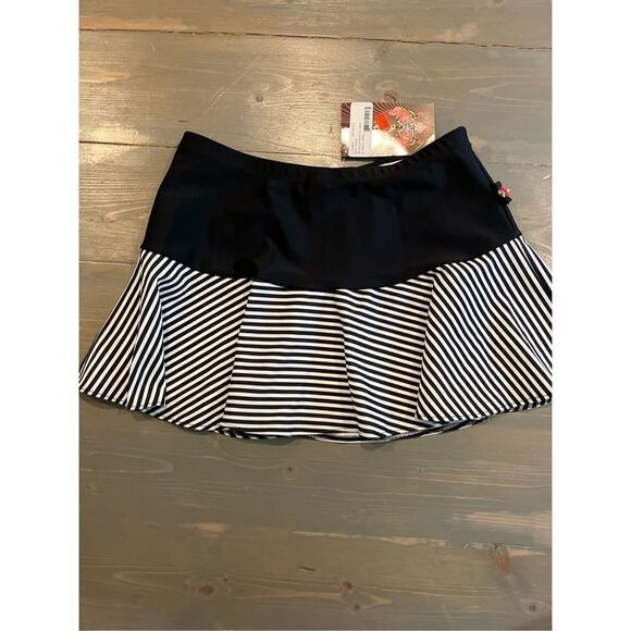 Cover Style skirt - Picture 7 of 9